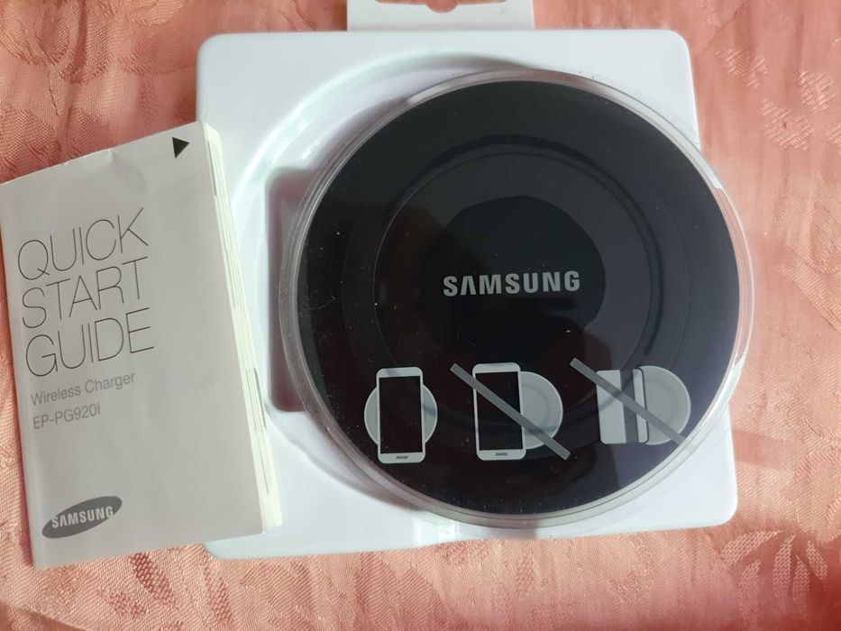 Беспроводная зарядка Samsung wireless charger made in Vietnam