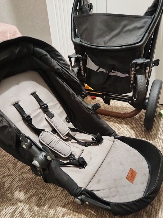 Коляска Tomix+ приятный БОНУС!!!