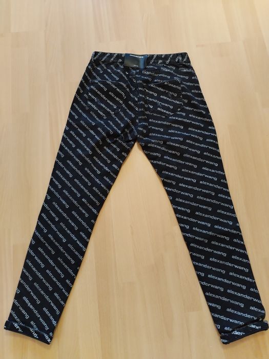 Дамски черни дънки