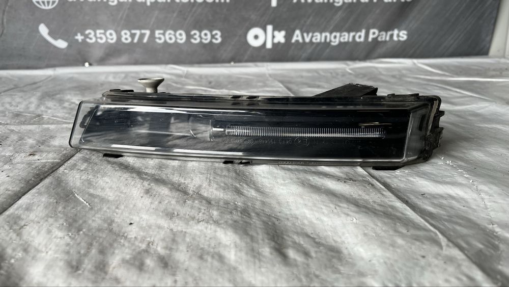 Десен халоген Range Rover Velar L560