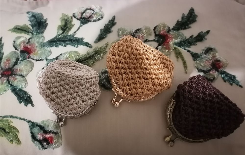 Нежни портмоненца