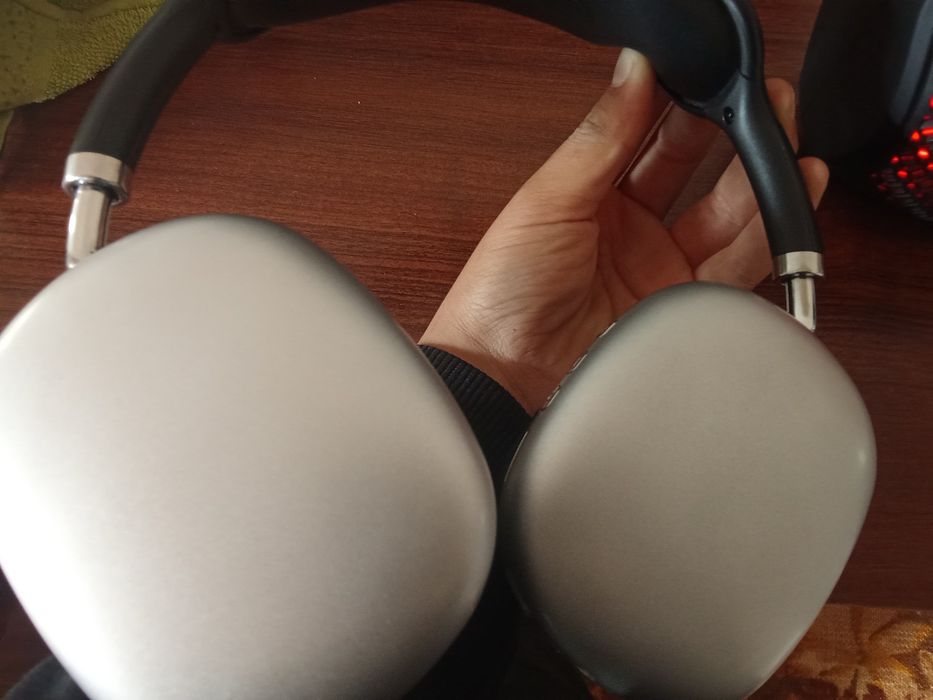 Продам наушники и колонку