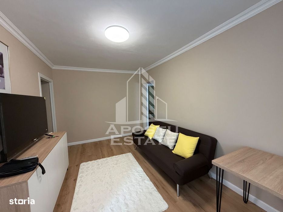 Apartament cu 3 camere de vânzare, renovat , Zona Dacia , Timișoara