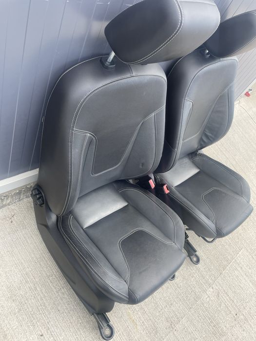 Scaune de piele Ford Fiesta 2014, cu incalzire