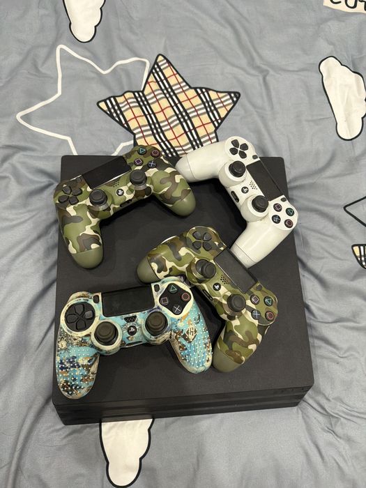 Playstation 4 pro 1 tb