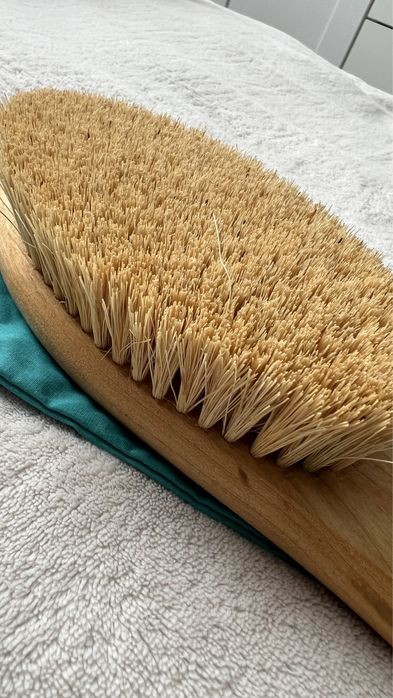 Щетка Letique для сухого массажа