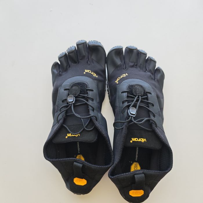 Оригинални обувки Vibram FiveFingers V-Alpha – Размер 45