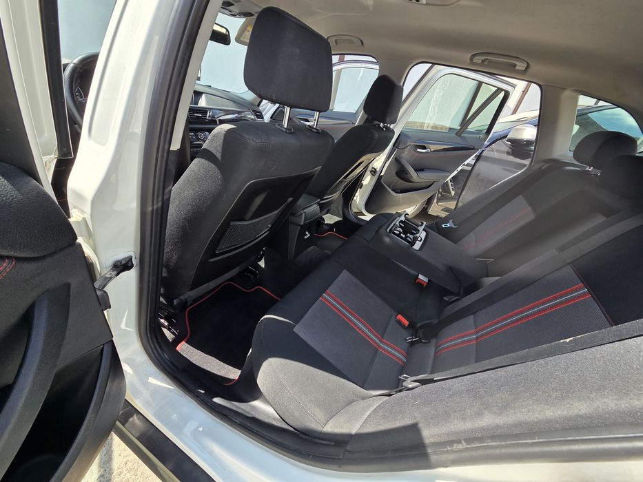 Vând bmw X1 Diesel Sdrive Cutie Automată 8+1 e84 LCI bixenon Adaptive Navi mare Proff. Harman&Kardon