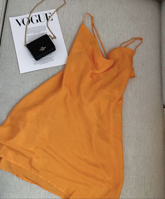Rochie mini satinata