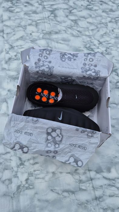 Slapi Nike Mind 001 Black Chrome 42.5