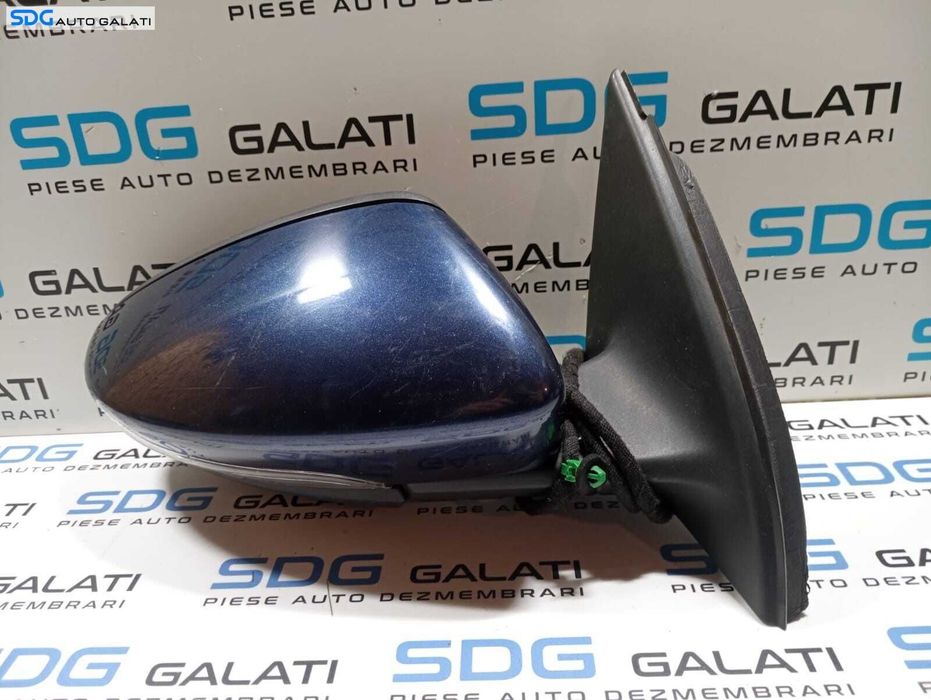 Oglinda Dreapta Electrica cu Lumina Ambientală și Semnalizare Volkswagen Passat B7 2010 - 2015 Cod 3C0857934A [M3833]