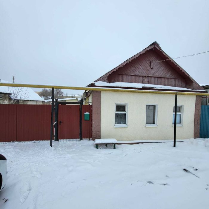 Продам дом в районе ТД Болашак