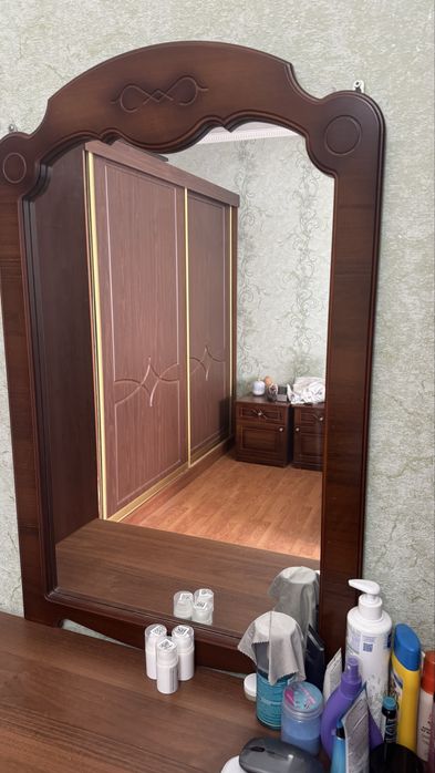 Спальный гарнитур