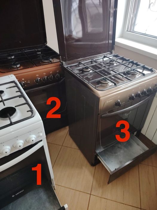Продам газовые плиты Гефест