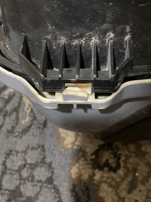 Продам б/у багажник для мопеда