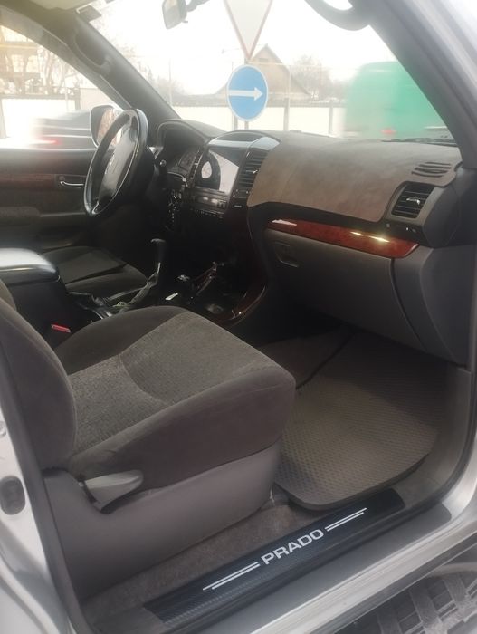 Продам тайота прадо120