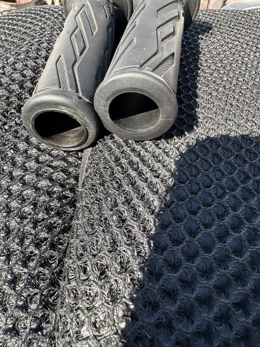 Оригинальные грипсы для мотоцикла