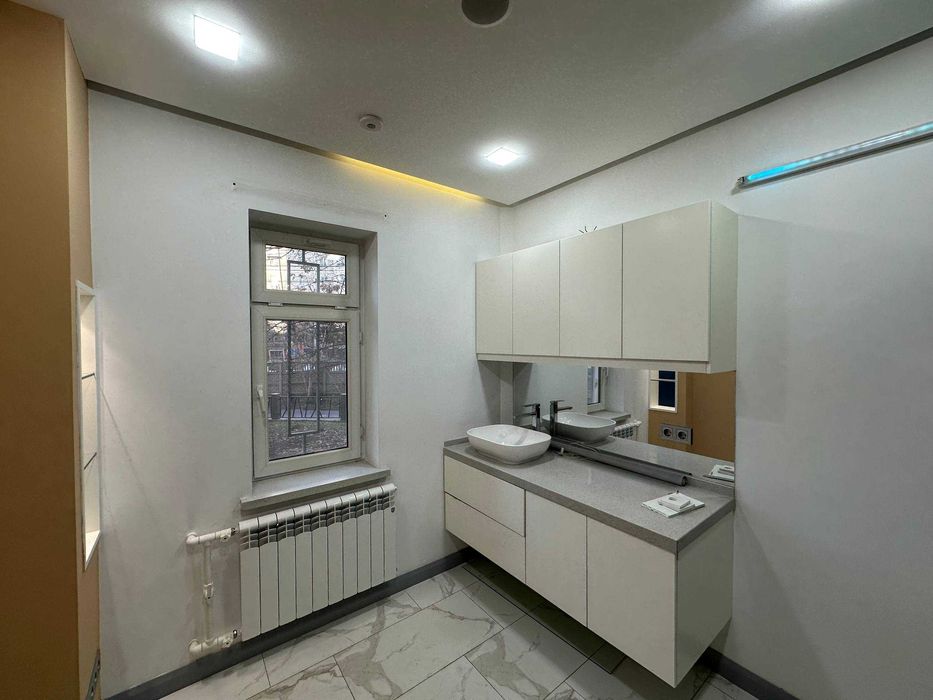 Сдается под офис, стоматологию, салон красоты | 140м2 - 8 комнат