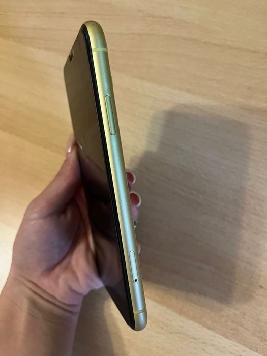 Iphone 11 64 GB perfect functional