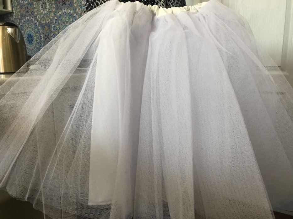 Продаю платье сиреневого цвета