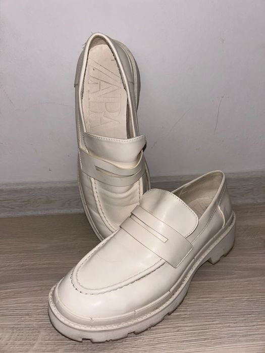 Кожаные лоферы Zara (оригинал), р. 39, отличное состояние