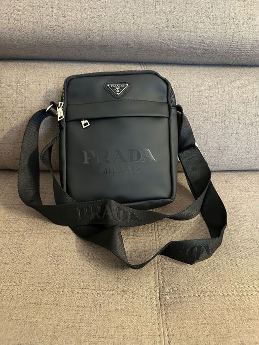 Borseta Prada Neagra