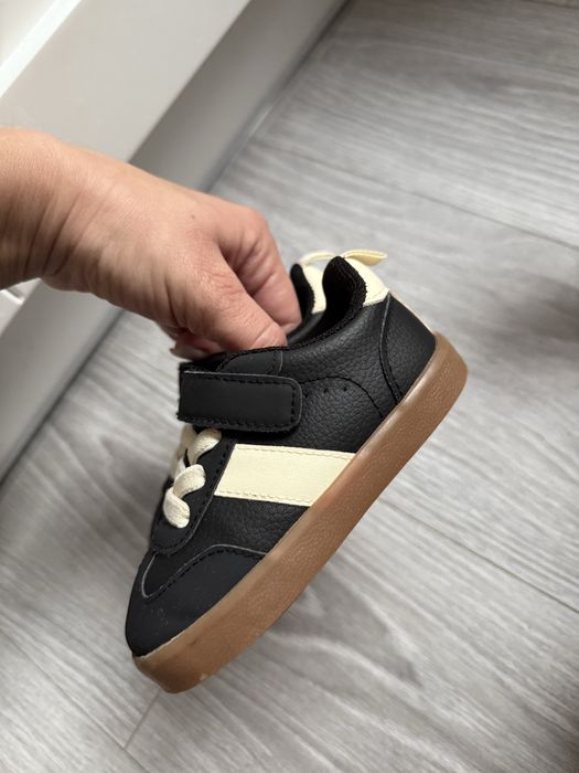 Incaltaminte bebe 22  , H&M