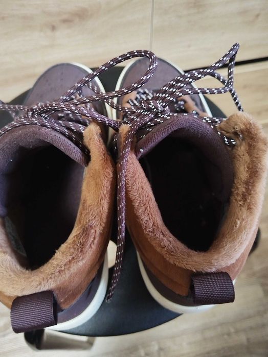 Дамски маратонки