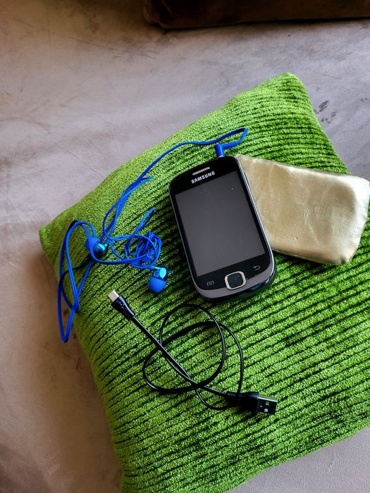 Telefon Samsung Galaxy "S5670"