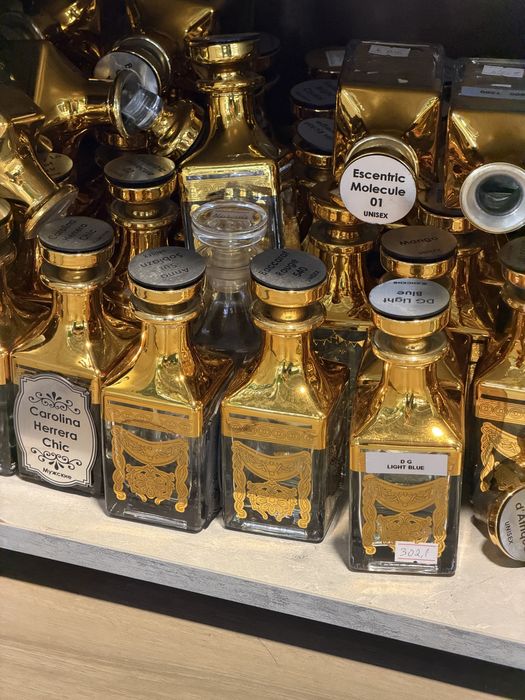 Продается графины для парфюма