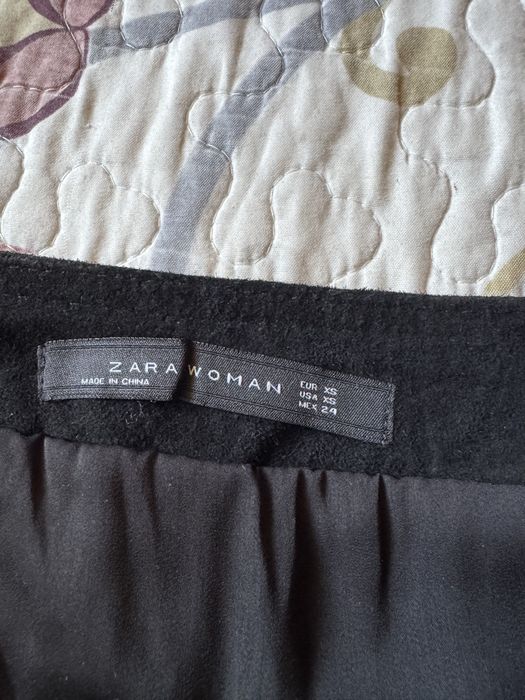 Fusta neagra Zara marimea xs