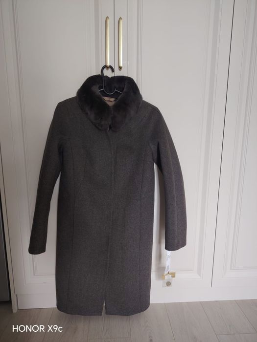 Срочно продается новое пальто