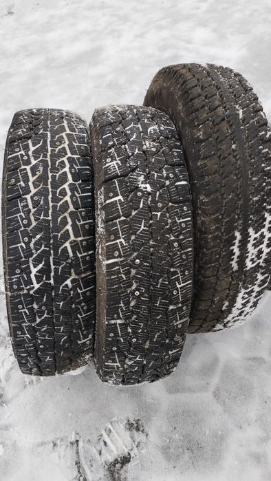Продаётся шины зимние