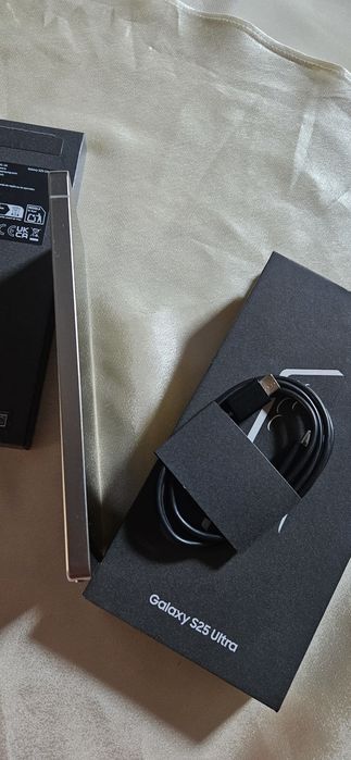 Samsung Galaxy S25 Ultra 512 GB Titanium Black , Impecabil!