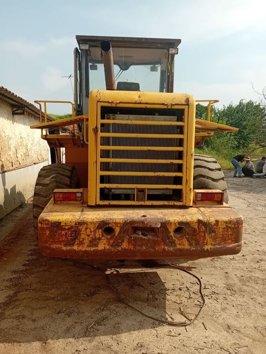 Продается погрузчик 3куб