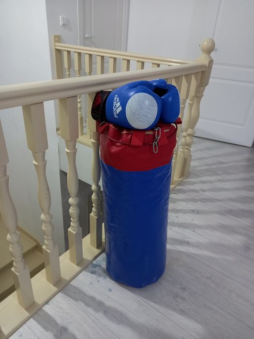 Продам груша и бокс перчатка