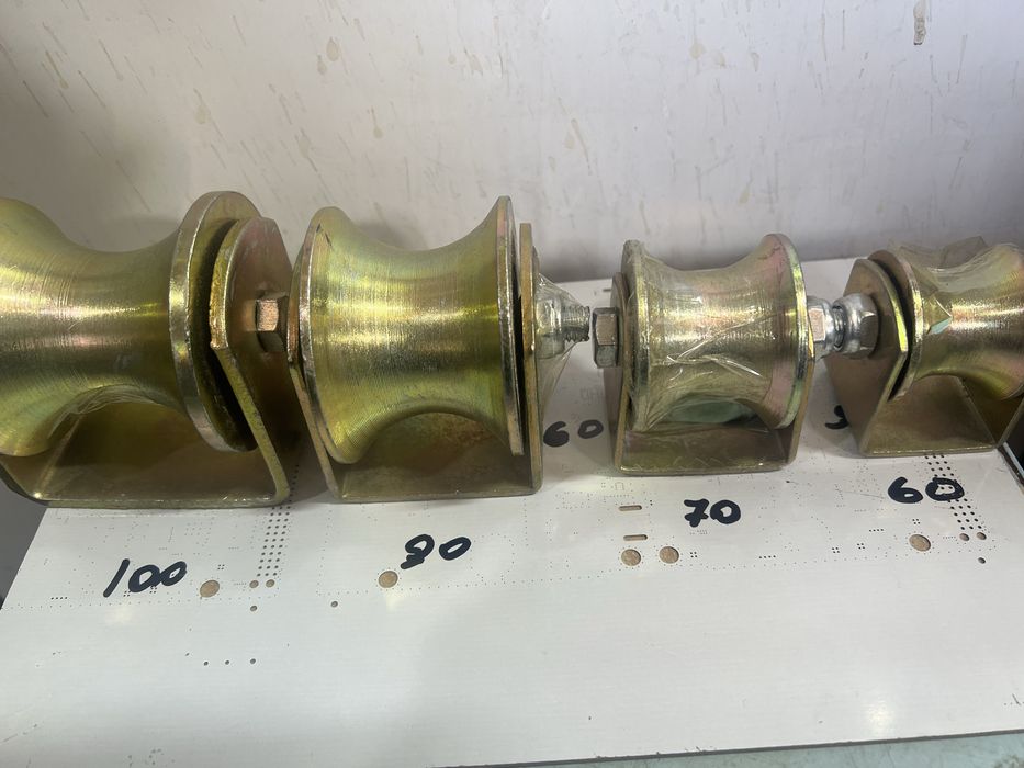 Ролик для ворот ,лебедки и труб