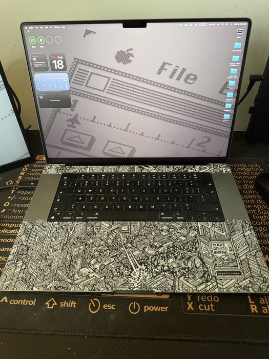 Macbook Pro 16” M1 Max, 64gb ram