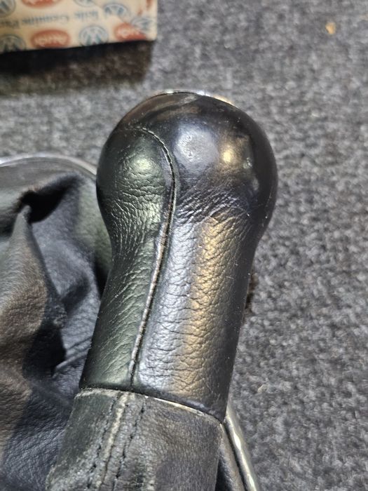 Nuca schimbator viteze piele Volkswagen Golf 4 / Bora