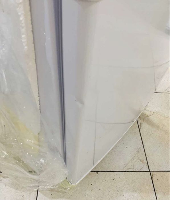 Холодильник Indesit ES 16A