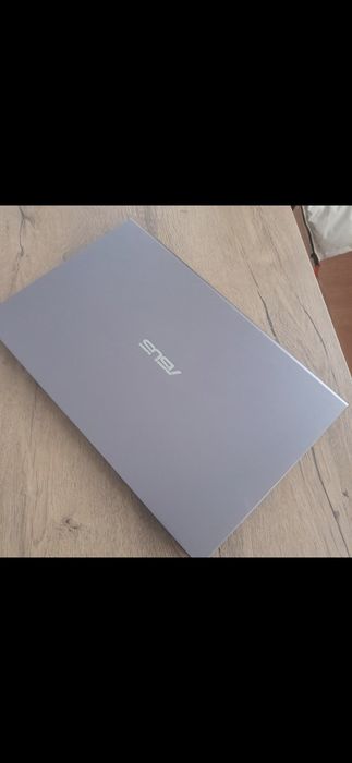 Laptop Asus i5-8265U