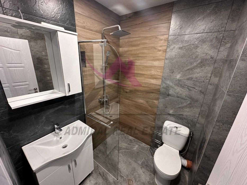 Нов! Модерен! Тристаен+ Паркомясто- м-ст Траката