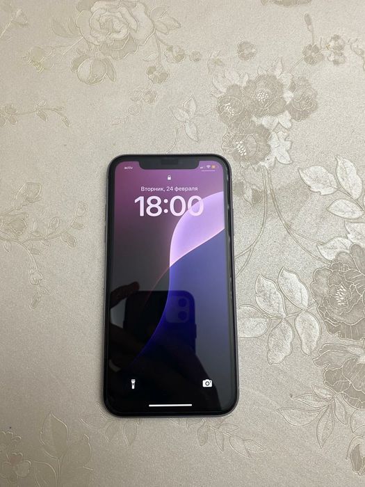 Айфон 11 128 гб.