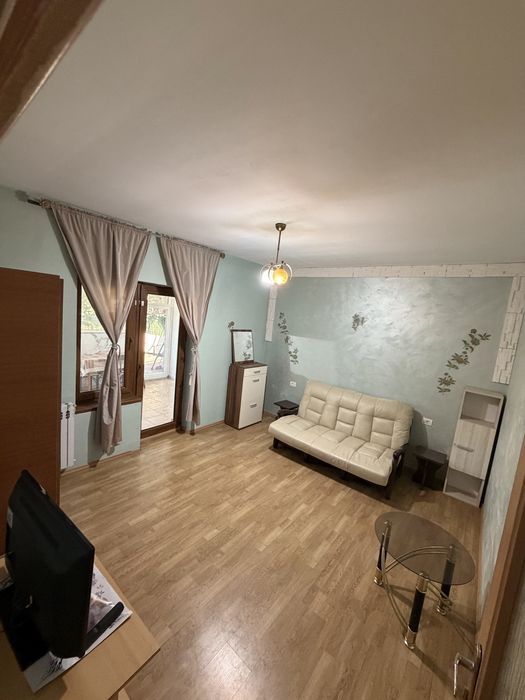Duplex 3 camere de închiriat – curte, terasă și grătar — fotografia 3