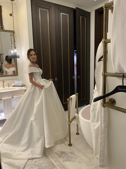 Свадебное платье