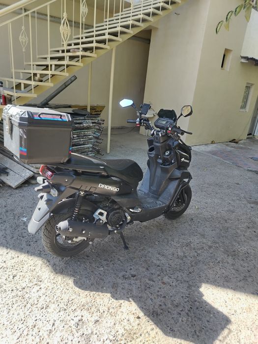 Продам скутер танк