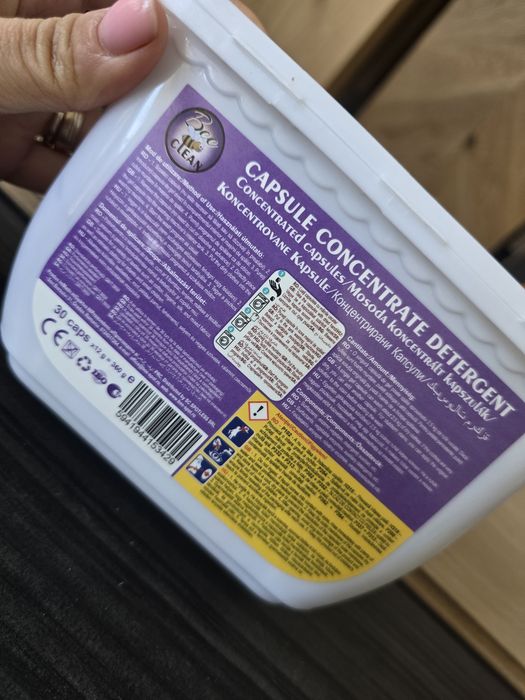 Vand capsule detergent sigilat