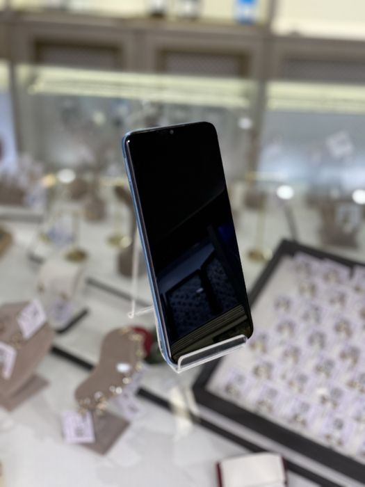 Смартфон Realme C21Y 32GB