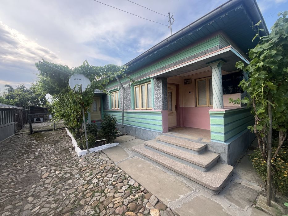 Casa de vanzare Stalpu