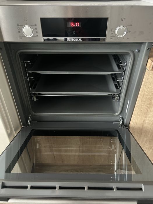 Продам духоврй шкаф Bosch